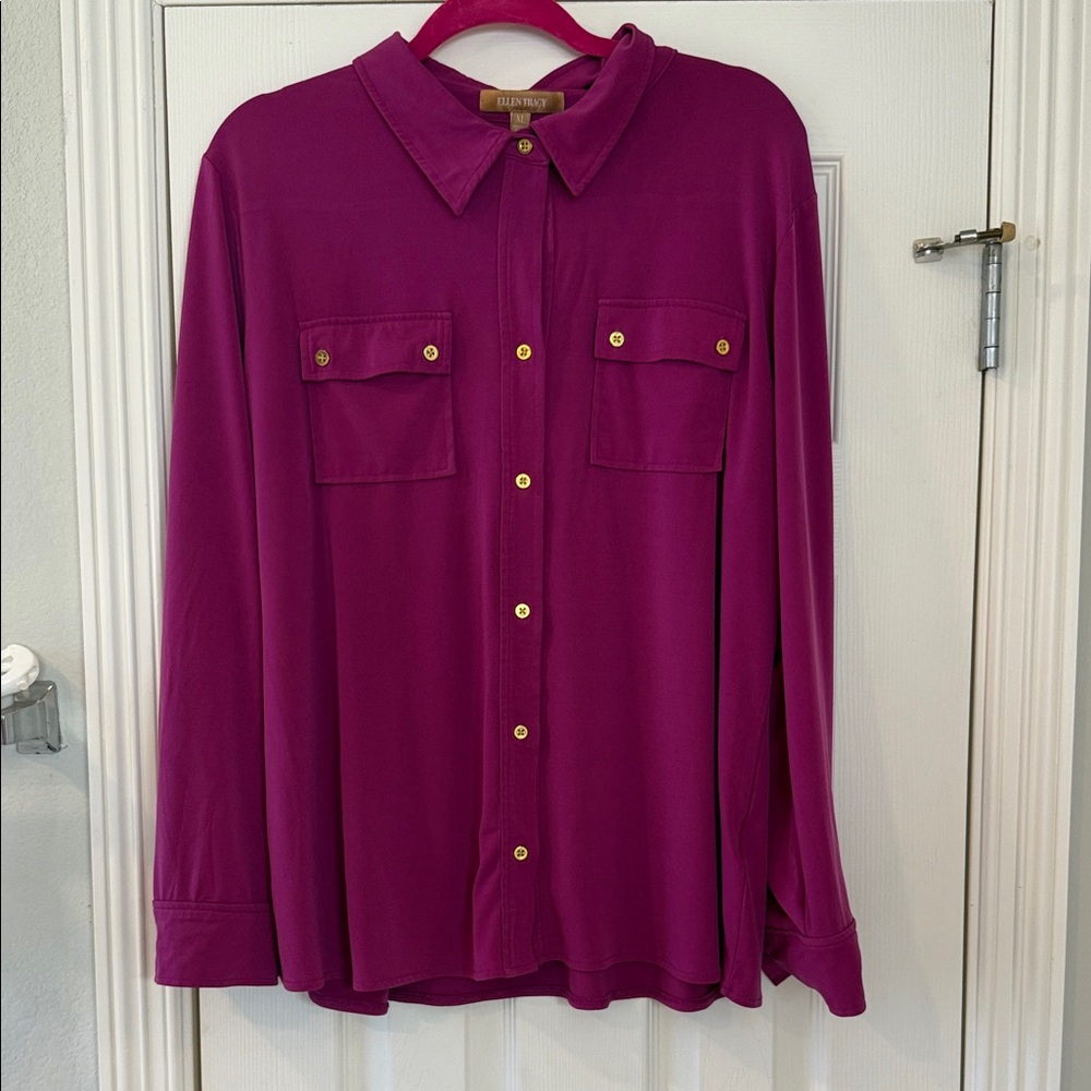 Ellen Tracy Magenta Top